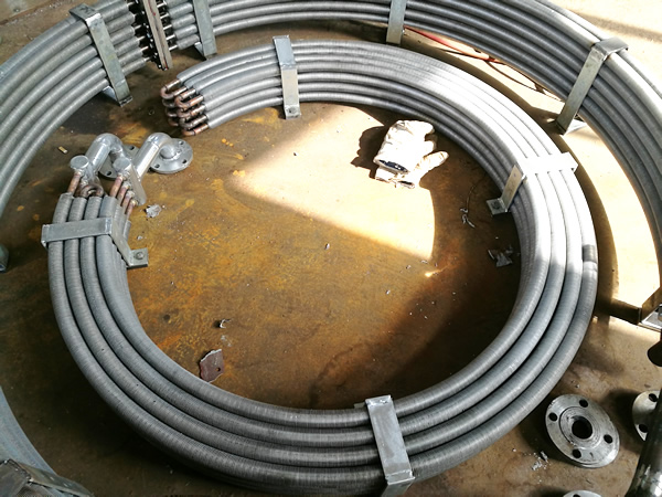 春陽 - 坦水電站油冷卻器-上導(dǎo)、下導(dǎo)